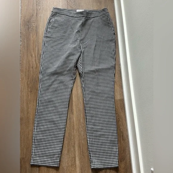 Sezane Checkered Clara Trousers - Picture 2 of 6